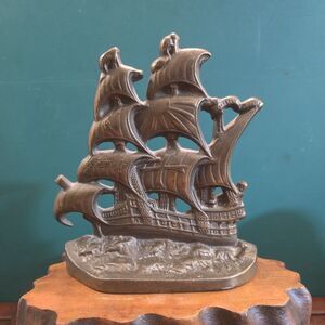 English Galleon Cast Iron Bookend Bronzetone Connecticut Foundry 1928 5.5"x5.5"